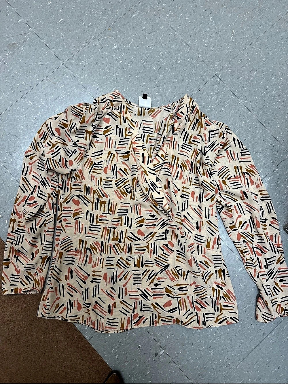 P Abstract Print Blouse in Cream & Multicolor